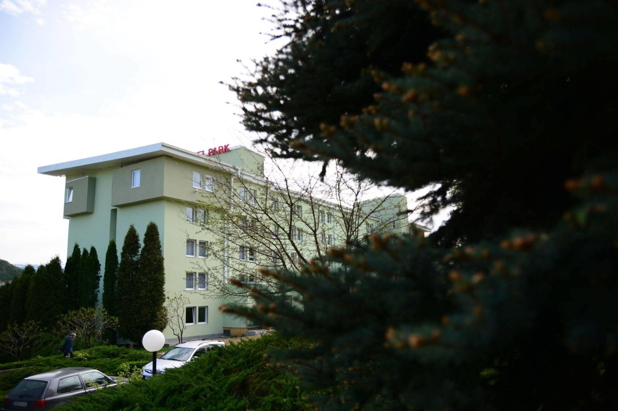 Hotel Park Vogosca Экстерьер фото