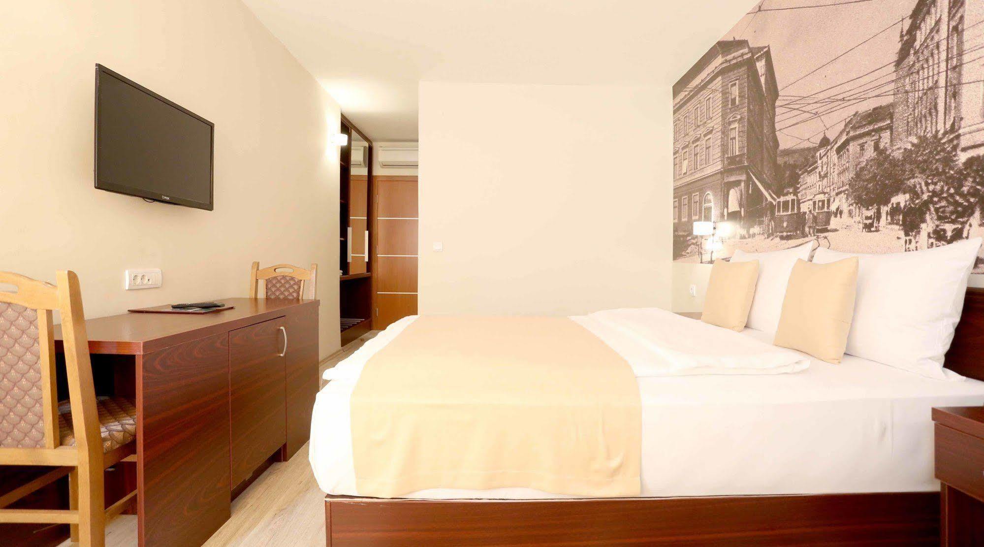 Hotel Park Vogosca Экстерьер фото