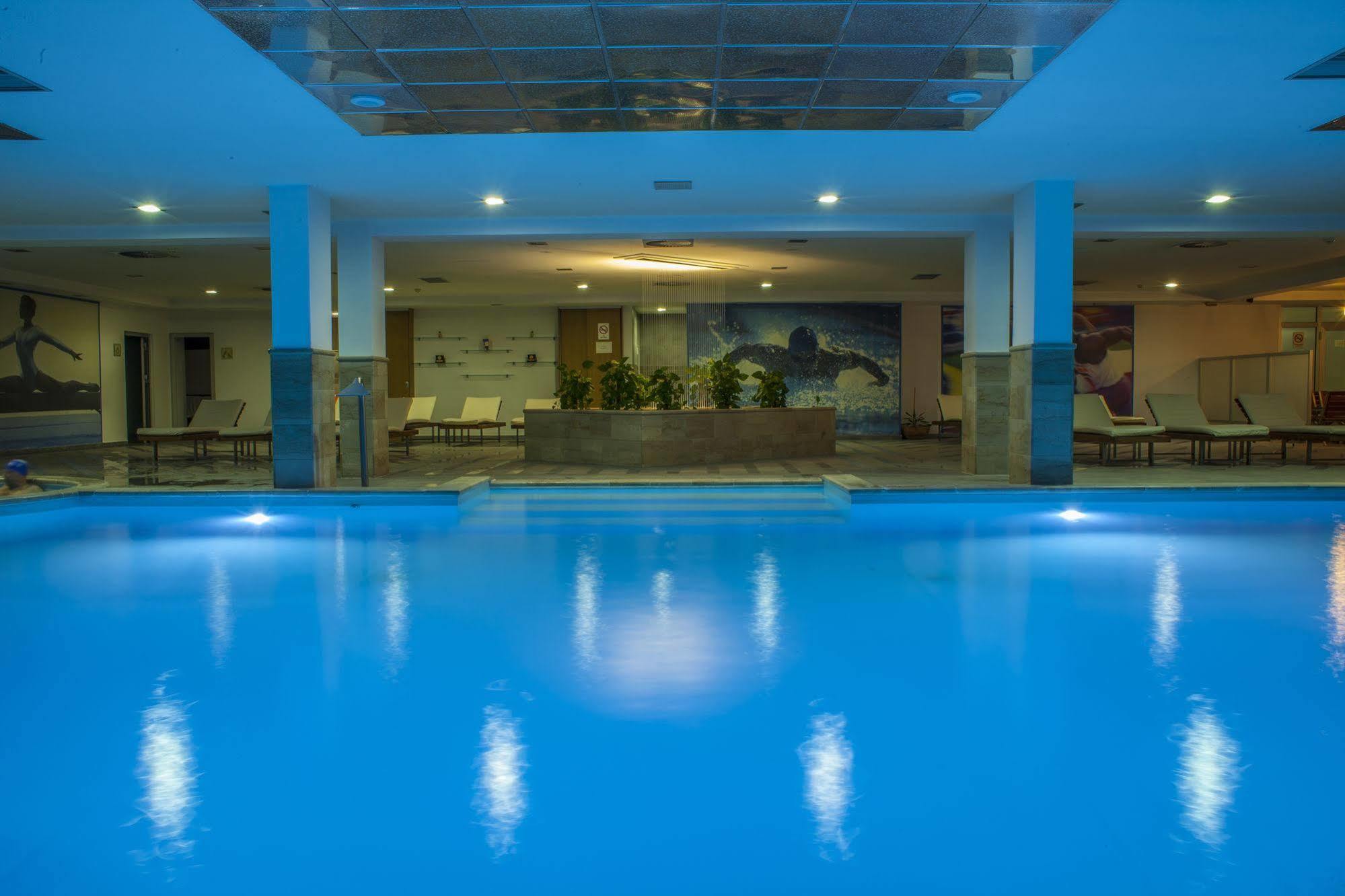 Hotel Park Vogosca Экстерьер фото